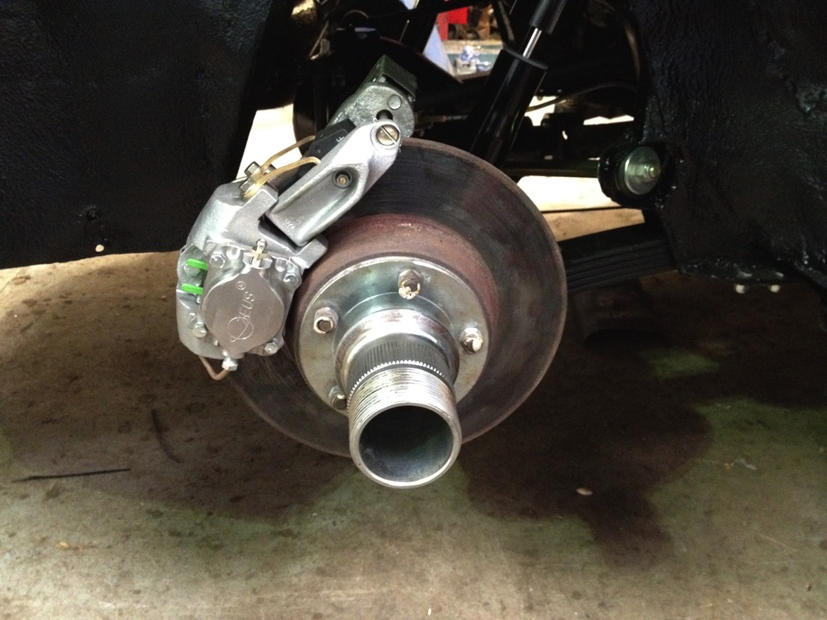 Daimler Saloon rear brake upgrade