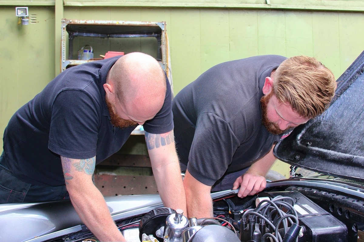 Technicians Dave Jones and Darren Smith