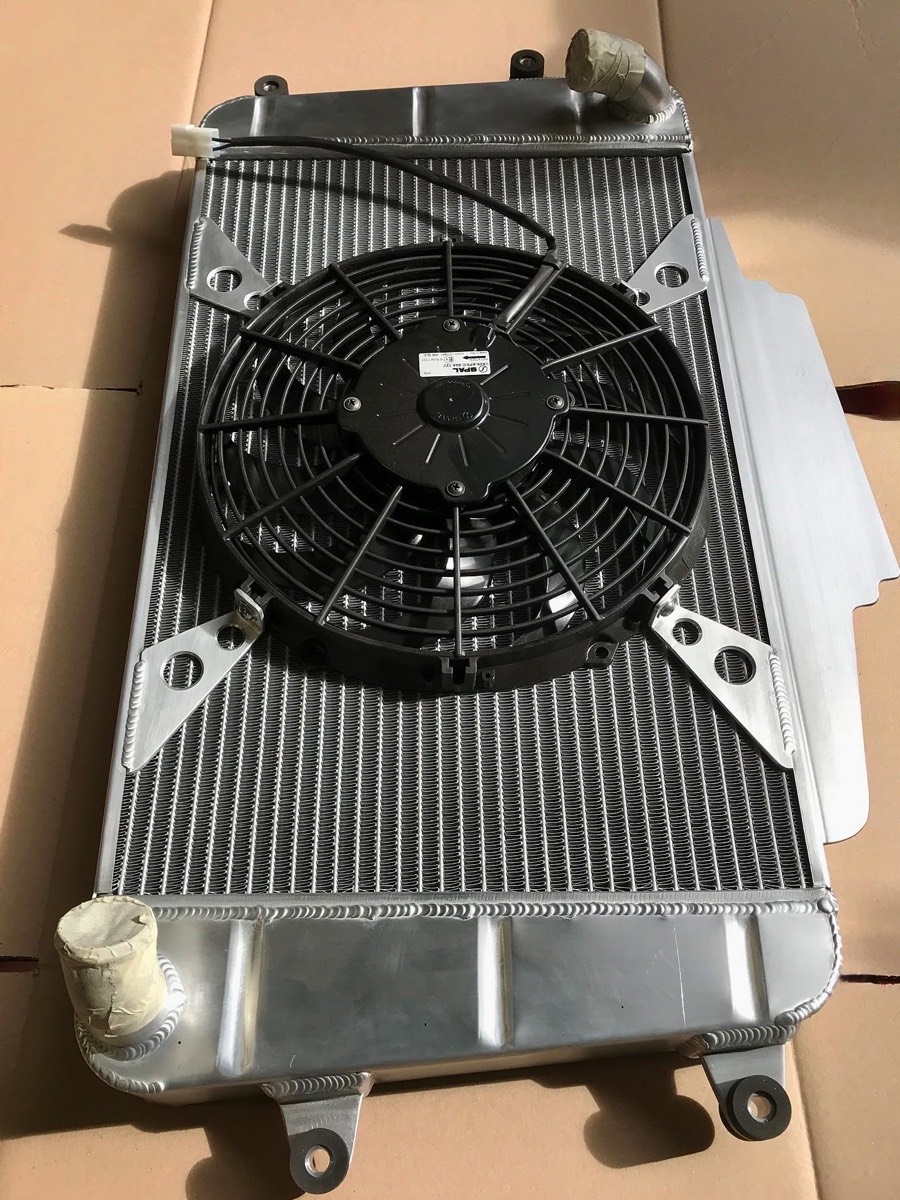Aluminium SP250 radiator and fan