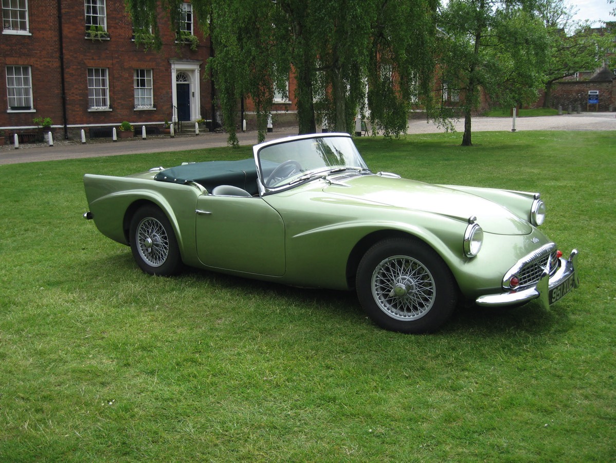 Daimler Dart