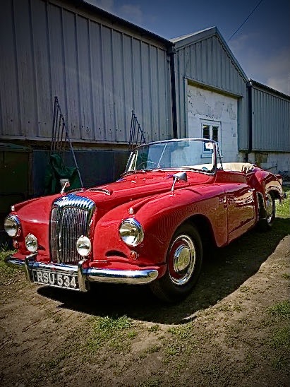 Daimler Conquest Century new Drop Head Coupe  - Daimler's response to the XK120